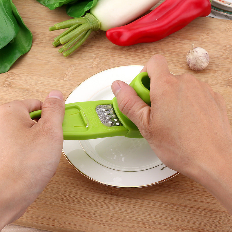 Garlic Masher - Easy Seasoning Grinder Kitchen Gadget (Free Shipping)